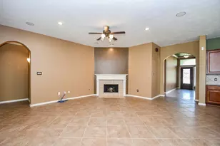 22606 Blanefield Ct, Tomball, TX 77375 - Photo 5