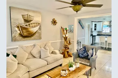 1114 Bayou Circle, Galveston, TX 77551 - Photo 3