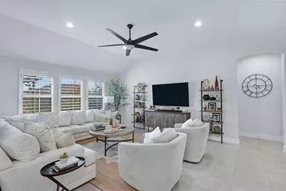 2291 Oak Run Parkway, New Braunfels, TX 78132 - Photo 11