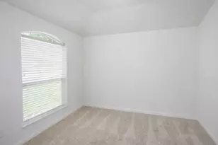 21530 Falvel Lake Dr Dr, Spring, TX 77388 - Photo 5