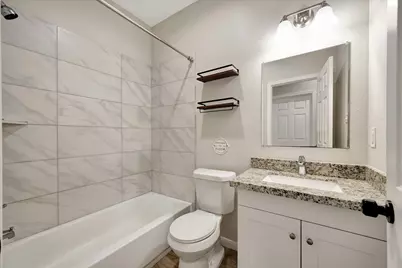 904 W Sealy Street #A-B, Alvin, TX 77511 - Photo 27
