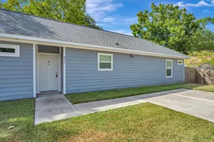 904 W Sealy St, Alvin, TX 77511 - Photo 17