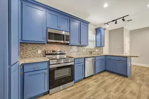 904 W Sealy St, Alvin, TX 77511 - Photo 25