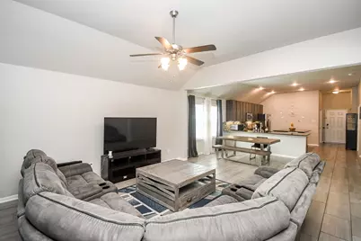 12234 Chestnut Clearing Trail, Houston, TX 77346 - Photo 9