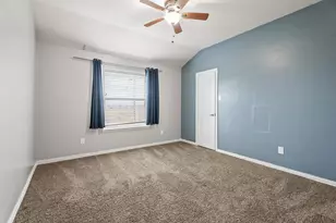 6605 Fallen Breeze Ln, Dickinson, TX 77539 - Photo 25