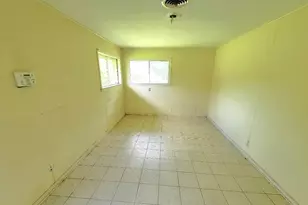 419 Lee Ave, Freeport, TX 77541 - Photo 15