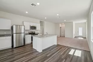 7815 Laurel Gem Dr, Houston, TX 77016 - Photo 3