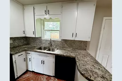 3009 Robinson Boulevard, Texas City, TX 77590 - Photo 3