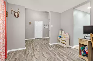 8302 Coriander Ln, Baytown, TX 77521 - Photo 5