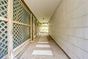 1932 W Bell St, Houston, TX 77019 - Photo 9