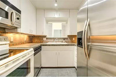 1932 W Bell Street, Houston, TX 77019 - Photo 1