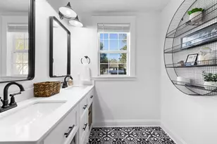 407 E Alamo St, Brenham, TX 77833 - Photo 21