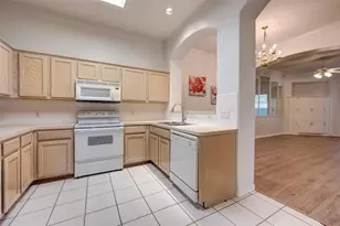 2710 Grants Lake Blvd, Sugar Land, TX 77479 - Photo 5