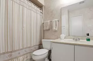 14432 Misty Meadow Ln, Houston, TX 77079 - Photo 19