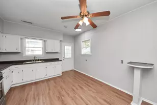 6 Jenkins St, Houston, TX 77003 - Photo 21