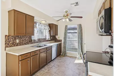 8114 Audubon Forest Drive, Humble, TX 77396 - Photo 9