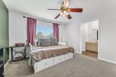 1402 Pine Meadow Court, Pearland, TX 77581 - Photo 19