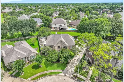 1402 Pine Meadow Court, Pearland, TX 77581 - Photo 33