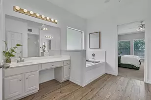 1402 Pine Meadow Ct, Pearland, TX 77581 - Photo 17