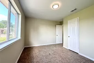 13706 Audra Ln, Houston, TX 77083 - Photo 19
