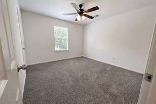 2019 Briar Grove Dr, Conroe, TX 77301 - Photo 19