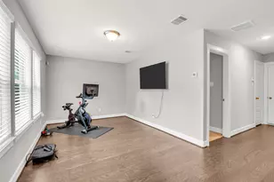 10607 Centre Forest Dr, Houston, TX 77043 - Photo 31
