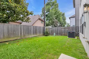 10607 Centre Forest Dr, Houston, TX 77043 - Photo 41