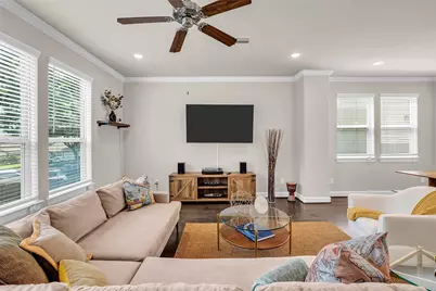 10607 Centre Forest Drive, Houston, TX 77043 - Photo 17