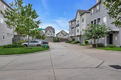 10607 Centre Forest Drive, Houston, TX 77043 - Photo 41