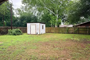 405 Rose Marie Blvd, Hearne, TX 77859 - Photo 19