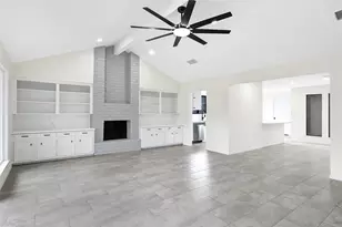 8726 Wildforest Dr, Houston, TX 77088 - Photo 13