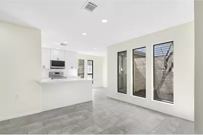 8726 Wildforest Drive, Houston, TX 77088 - Photo 23