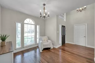 42 E Knightsbridge Dr, The Woodlands, TX 77385 - Photo 5