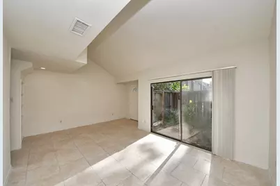 1059 Country Place Dr Drive #1059, Houston, TX 77079 - Photo 11