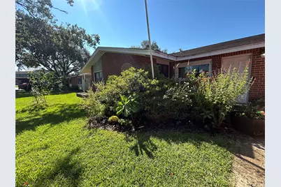 2431 Bayou Dr Drive, League City, TX 77573 - Photo 1