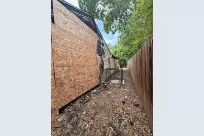 5319 Greylog Drive, Houston, TX 77048 - Photo 7