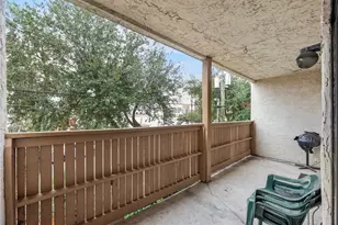 8525 Hearth Dr, Houston, TX 77054 - Photo 11