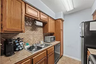 8525 Hearth Dr, Houston, TX 77054 - Photo 5