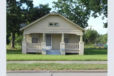 2625 Texas Avenue, La Marque, TX 77568 - Photo 1