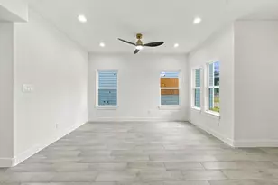 8707 Westcott Rd, Houston, TX 77016 - Photo 9
