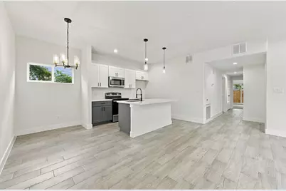 8707 Westcott Road #A B, Houston, TX 77016 - Photo 3