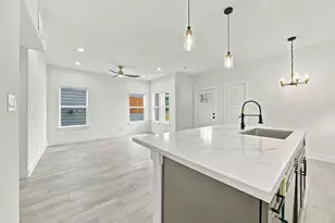 8707 Westcott Rd, Houston, TX 77016 - Photo 7