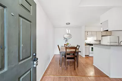 18800 Egret Bay Boulevard #300, Houston, TX 77058 - Photo 3