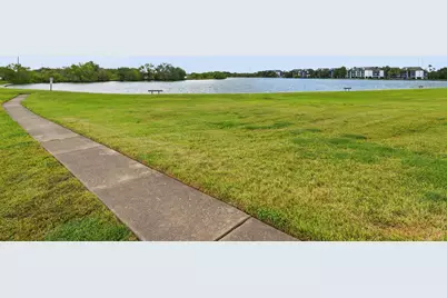18800 Egret Bay Boulevard #300, Houston, TX 77058 - Photo 29