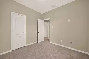 6031 Diamond Sky Ln, Houston, TX 77048 - Photo 11