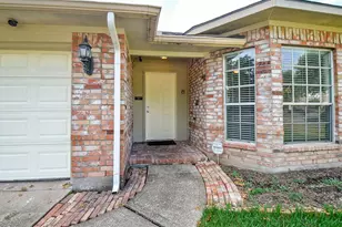 19715 Lindenfield Ct, Katy, TX 77449 - Photo 3