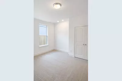 29331 Meadowcreek Hill Drive, Waller, TX 77484 - Photo 9