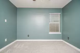 11915 Rhema Ln, Houston, TX 77048 - Photo 17