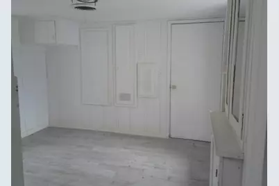 1200 Avenue A, Bay City, TX 77414 - Photo 11