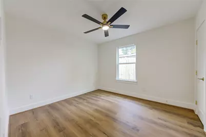 6923 Keller Street, Houston, TX 77087 - Photo 19